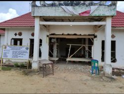 Pemkam Hargo Rejo Rehab Gedung Prasarana Balai Kampung.